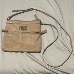 Chic Tan Leather Crossbody Bag